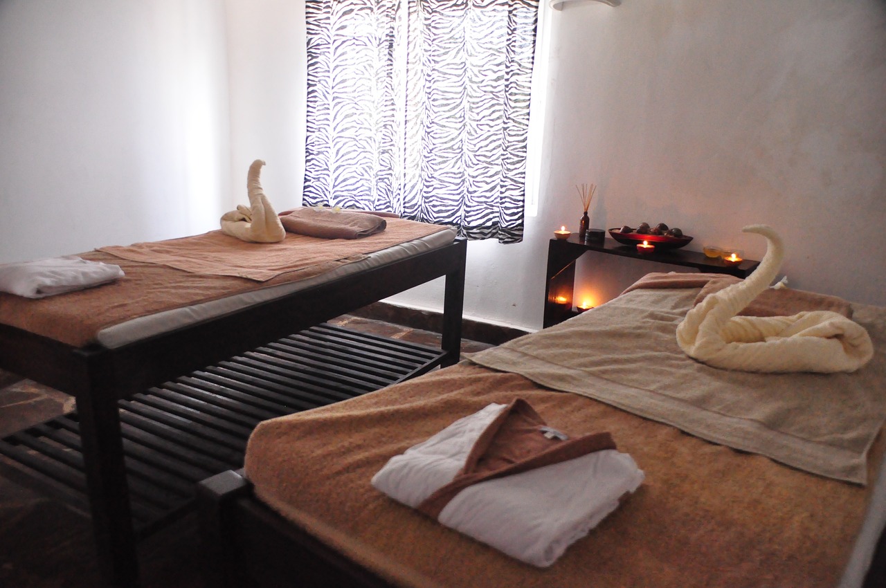 2 beds set up for a couples massage